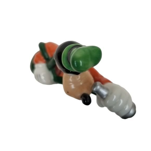 Disney Goofy with Water Hose Porcelain Ceramic Figurine - Picture 5 of 11